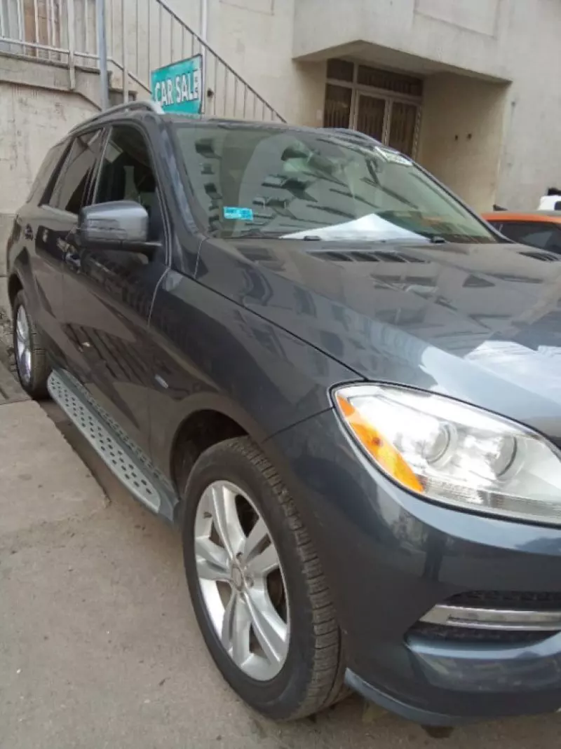 Mercedes-Benz ML 350   - 2012