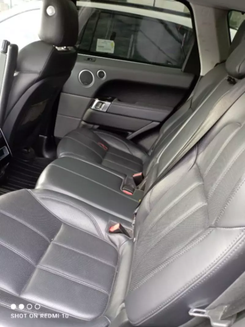 Land Rover Range Rover Sport   - 2014