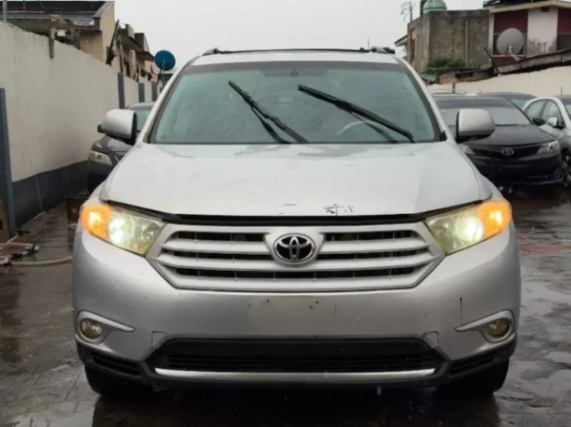 TOYOTA Highlander   - 2012