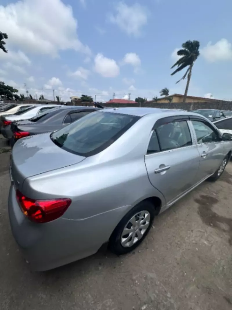 Toyota Corolla   - 2013