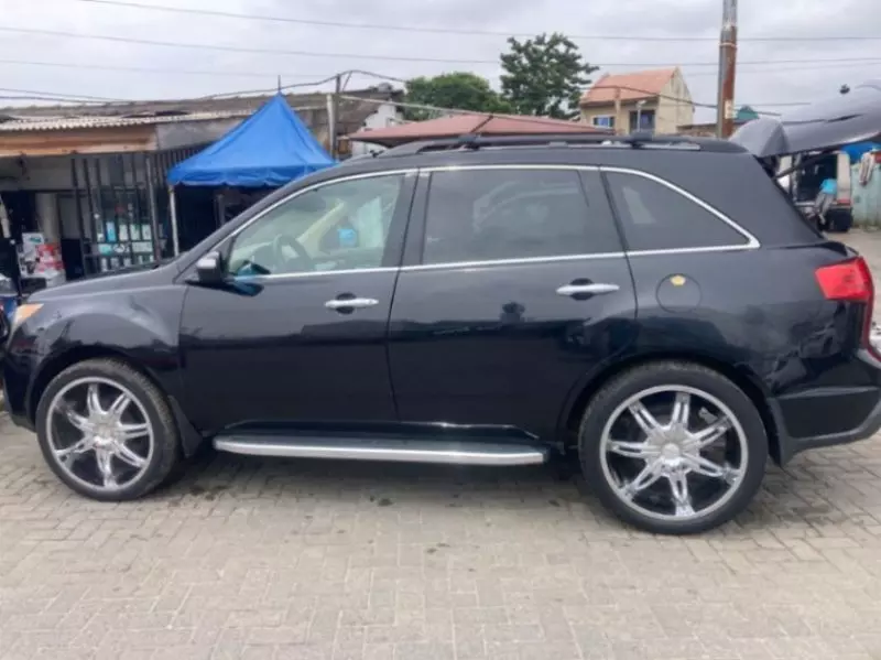 Acura MDX   - 2010