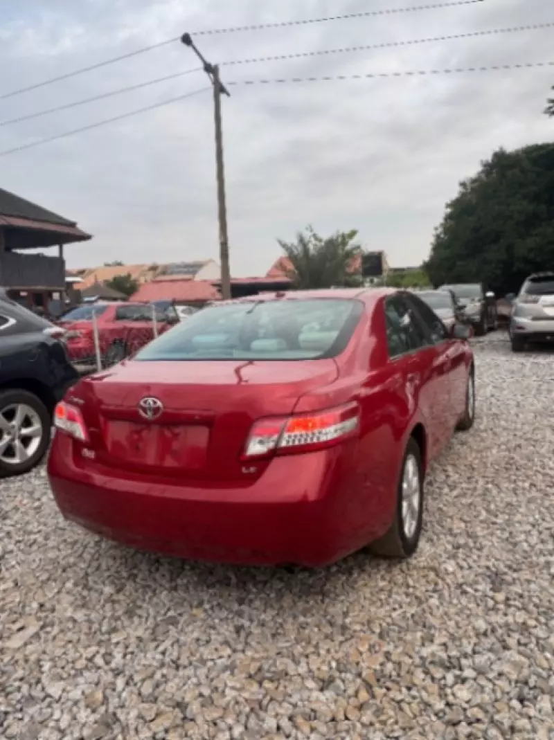 TOYOTA Camry   - 2011