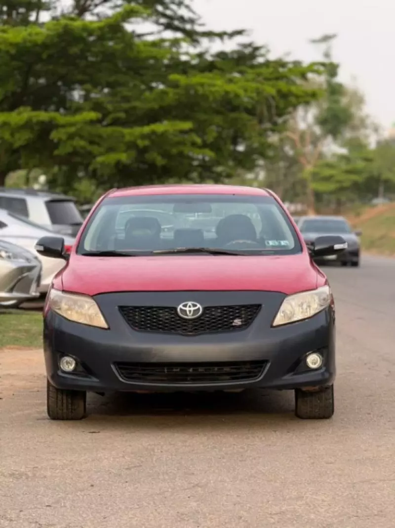 Toyota Corolla   - 2008
