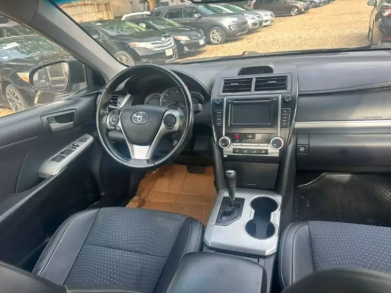 TOYOTA Camry   - 2014