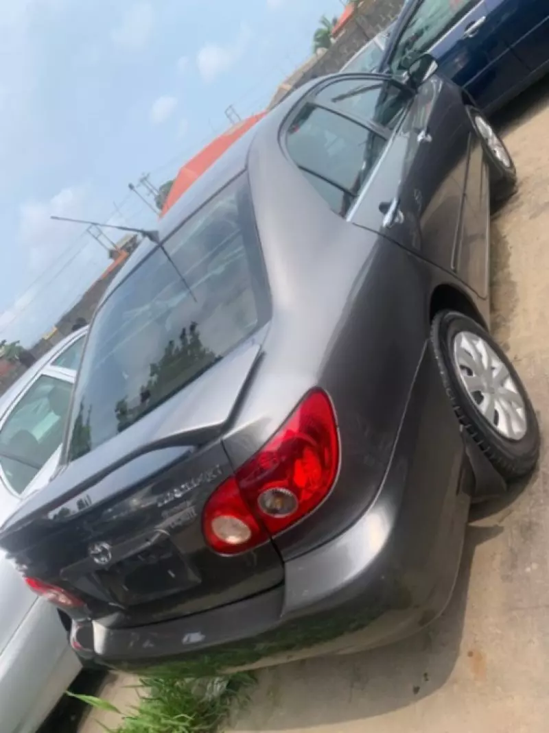 Toyota Corolla   - 2013