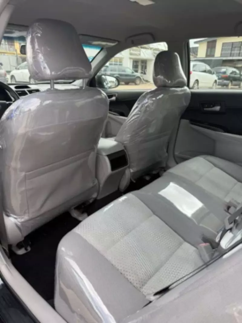 Toyota Camry   - 2014