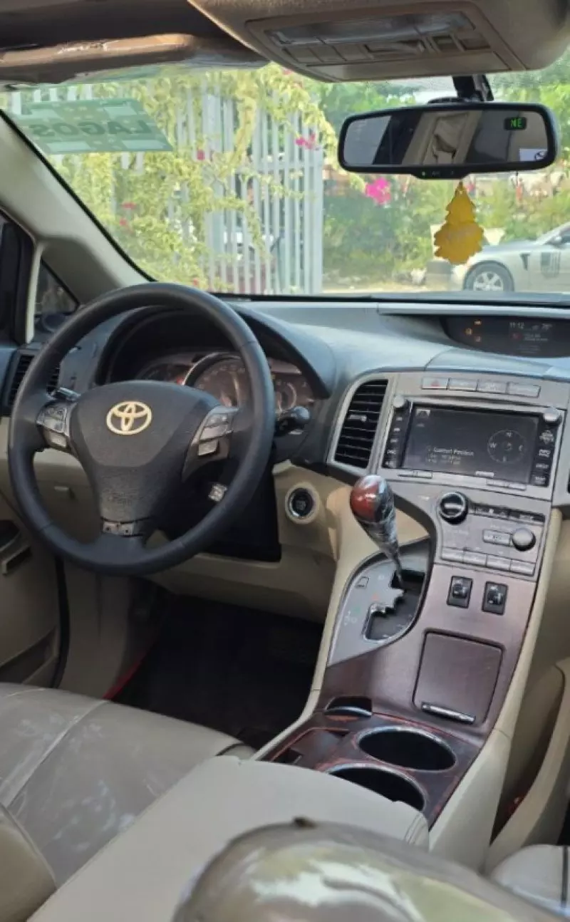 Toyota Venza   - 2010