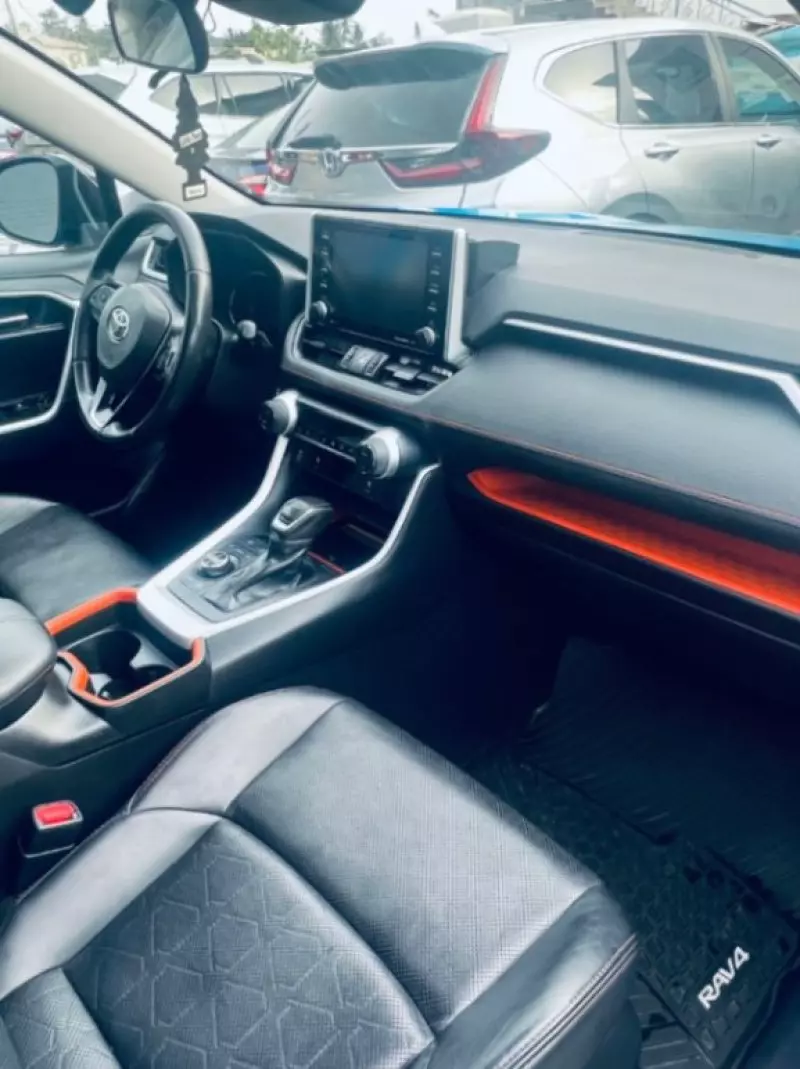 Toyota RAV 4 - 2019