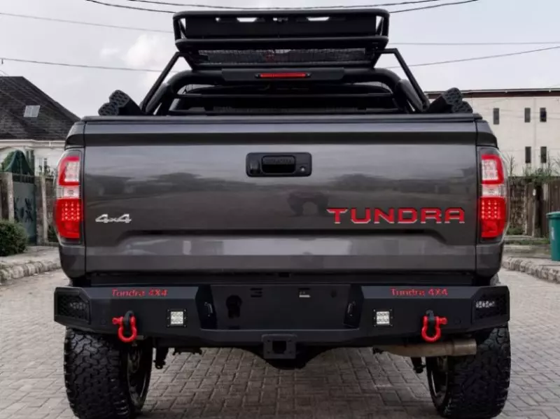 TOYOTA Tundra   - 2014