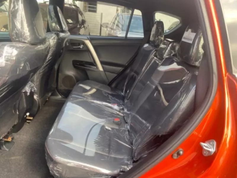 Toyota RAV 4   - 2016