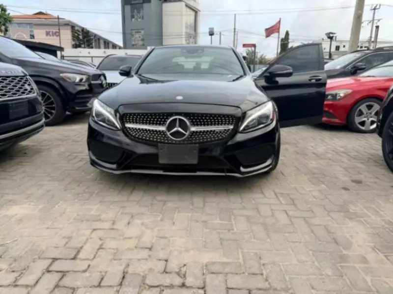 Mercedes-Benz C-Class - 2017