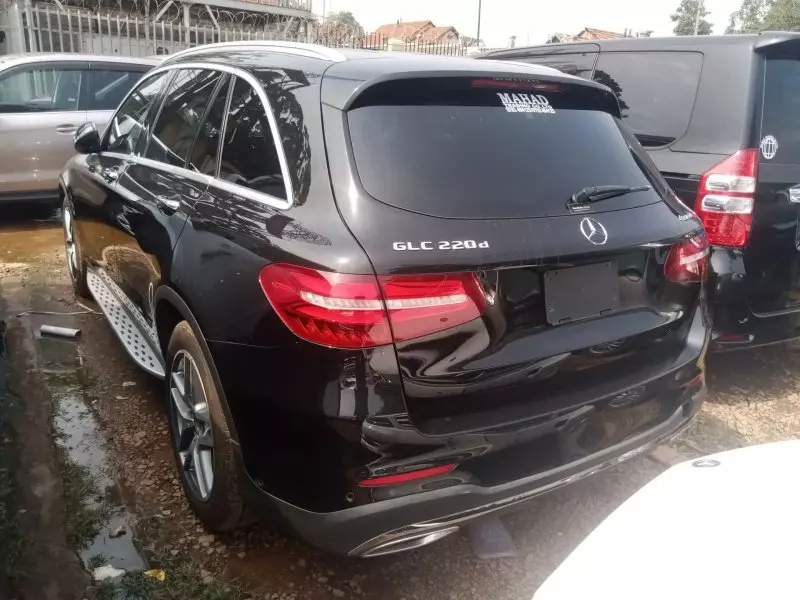 Mercedes-Benz GLC 220   - 2016