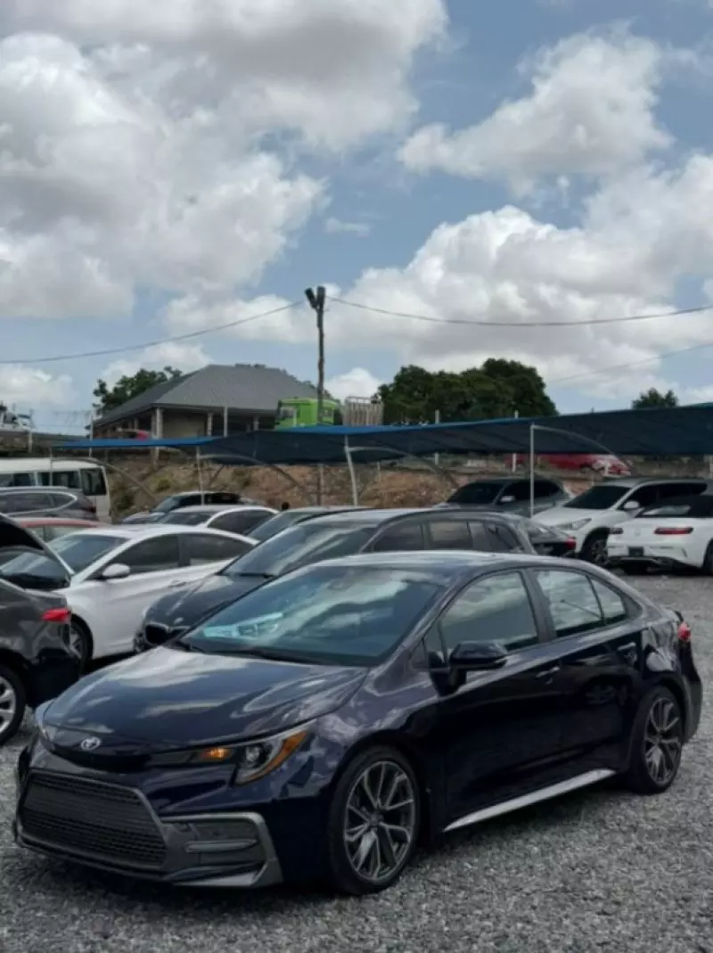 Toyota Corolla   - 2021