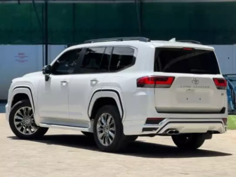 Toyota Landcruiser ZX   - 2023