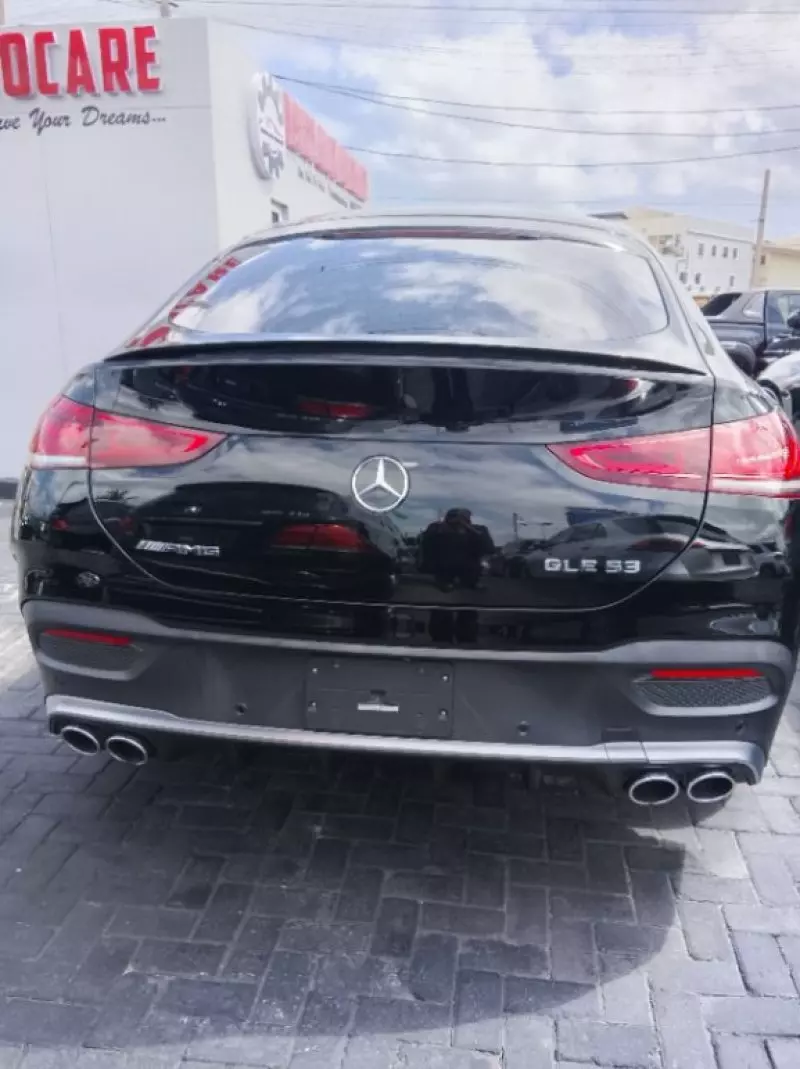 Mercedes-Benz GLE-Class   - 2021