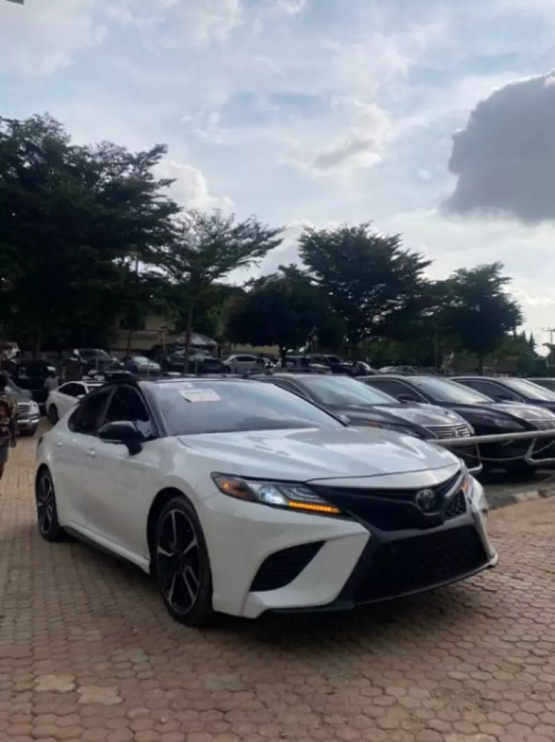 TOYOTA Camry   - 2018