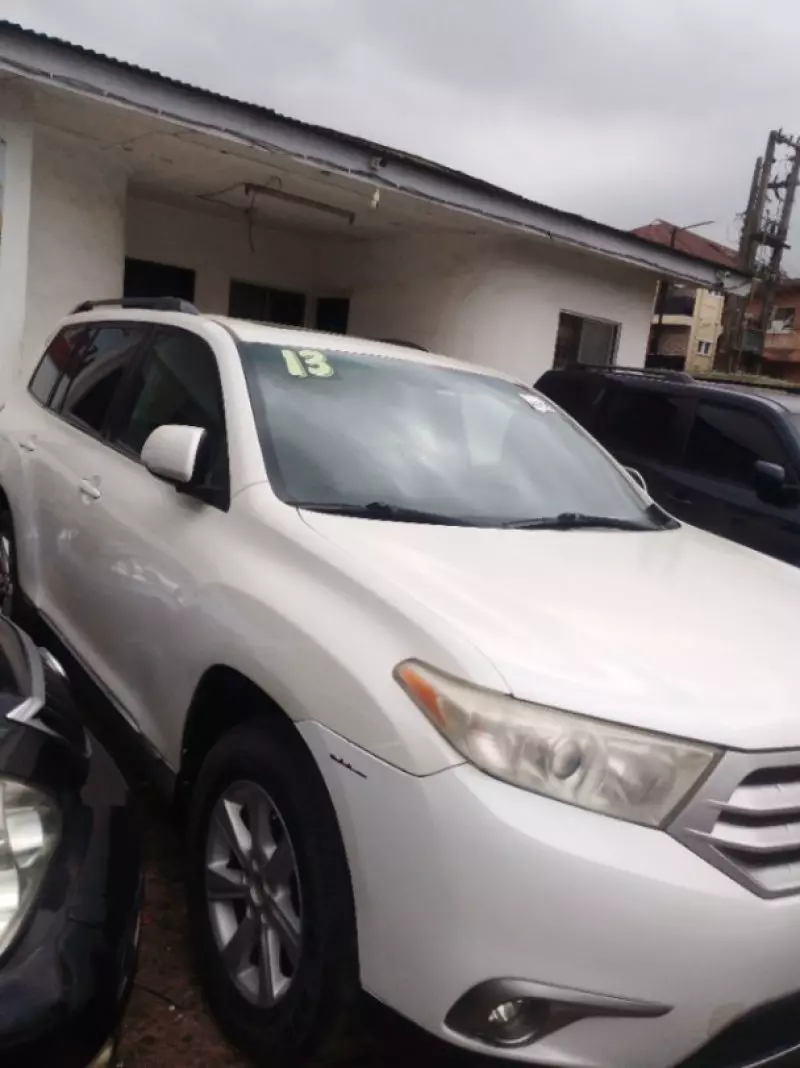 TOYOTA Highlander   - 2014
