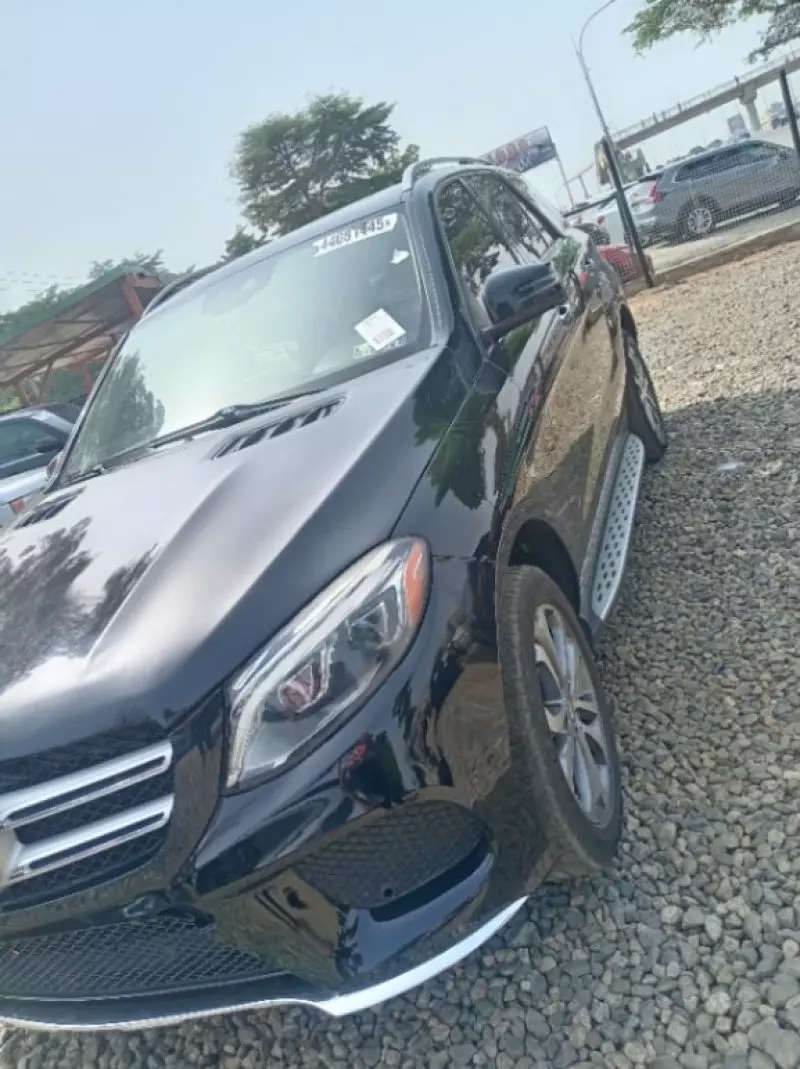 Mercedes-Benz GLE 350   - 2016