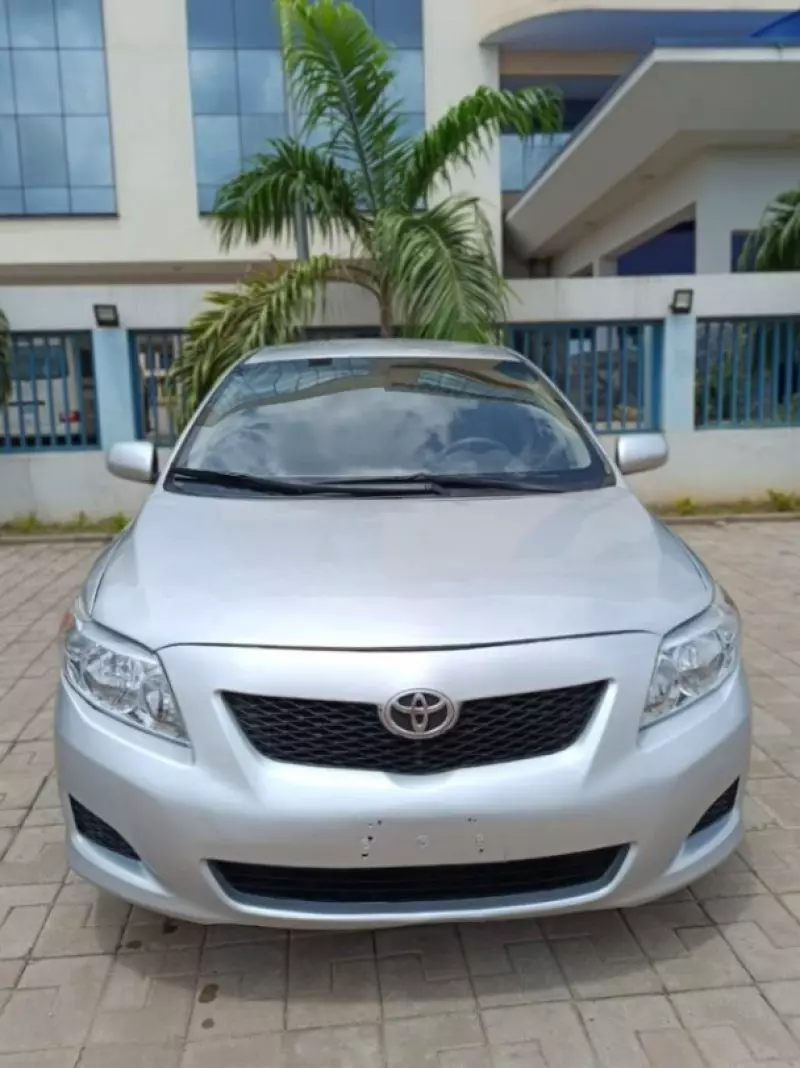 TOYOTA Corolla - 2009