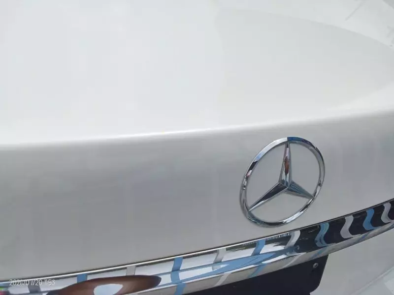 Mercedes-Benz E200 - 2020