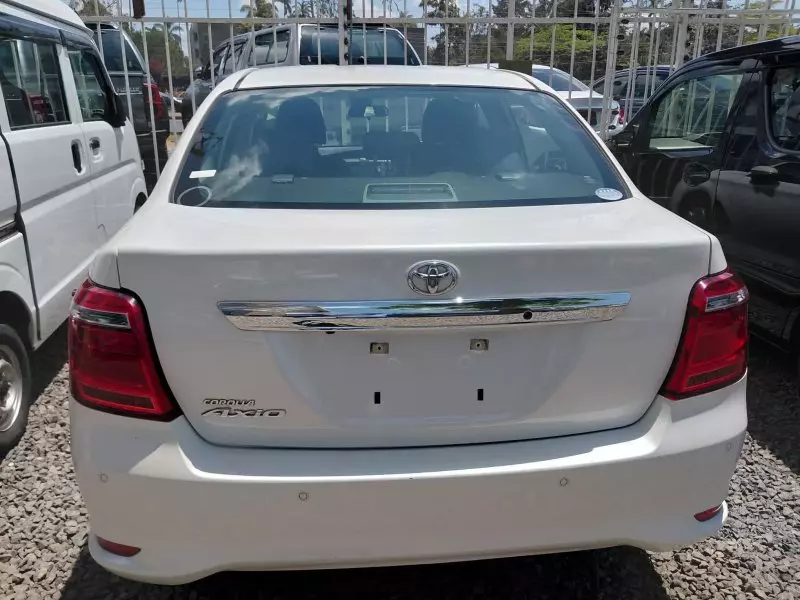 TOYOTA Axio - 2018