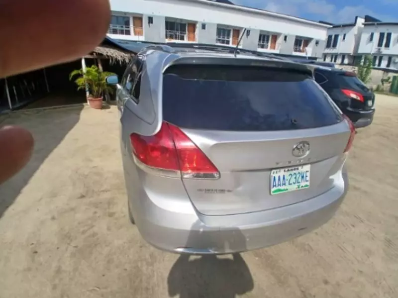 TOYOTA Venza   - 2010
