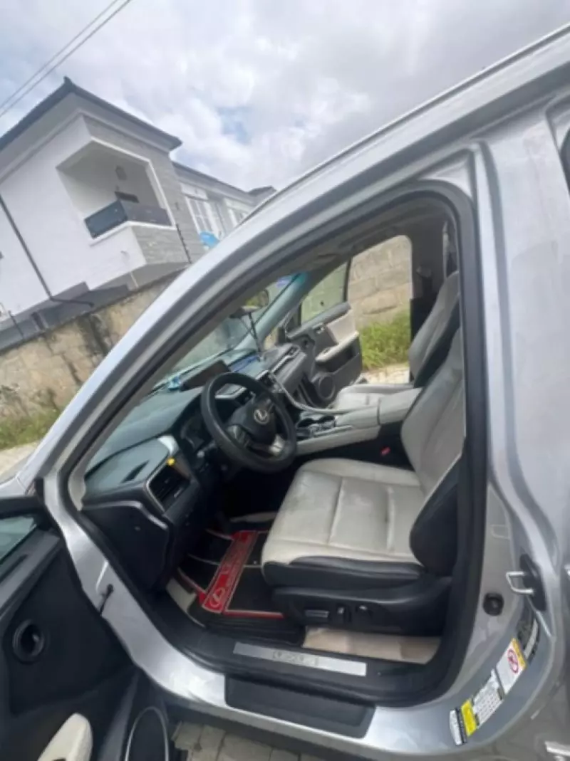 Lexus RX 350   - 2020