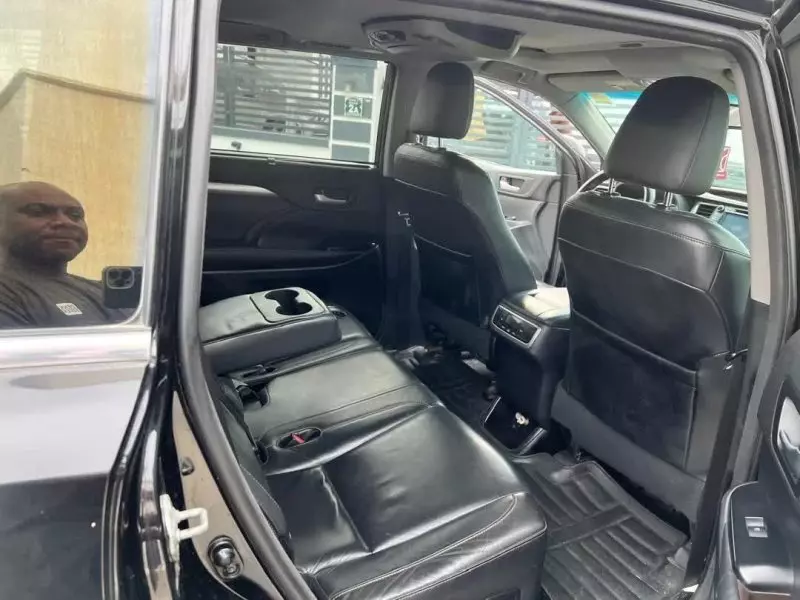 Toyota Highlander - 2014