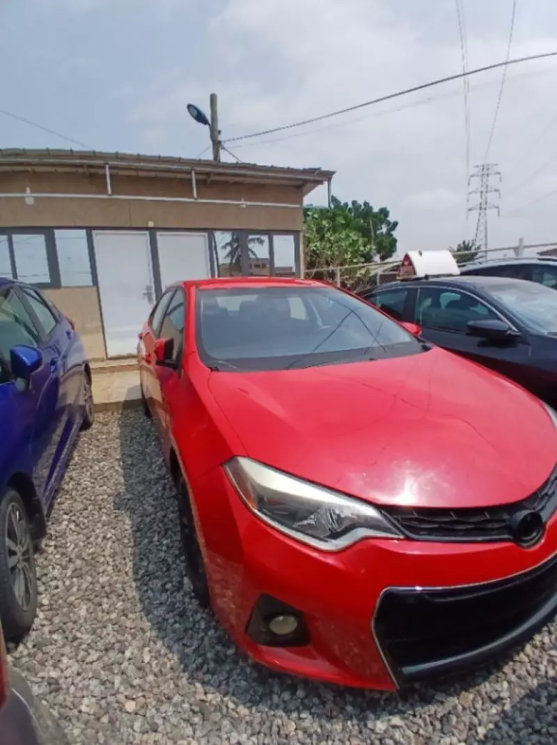 TOYOTA Corolla   - 2016