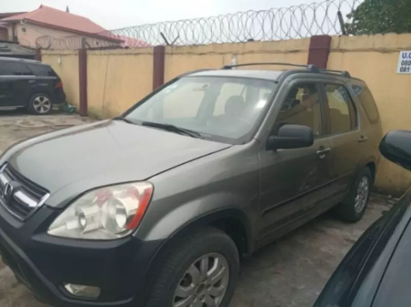 Honda CR-V   - 2005