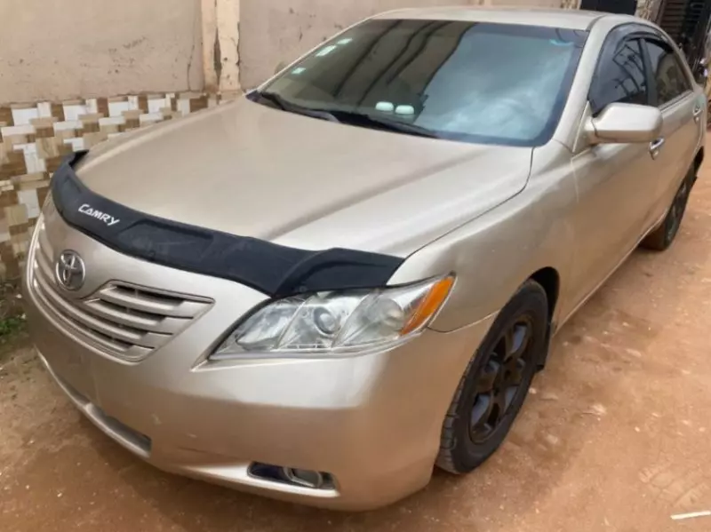 Toyota Camry   - 2007