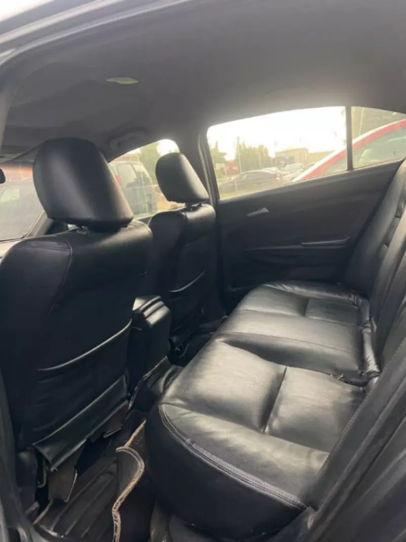 Honda Accord   - 2011