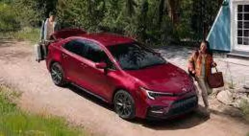 TOYOTA Corolla   - 2025