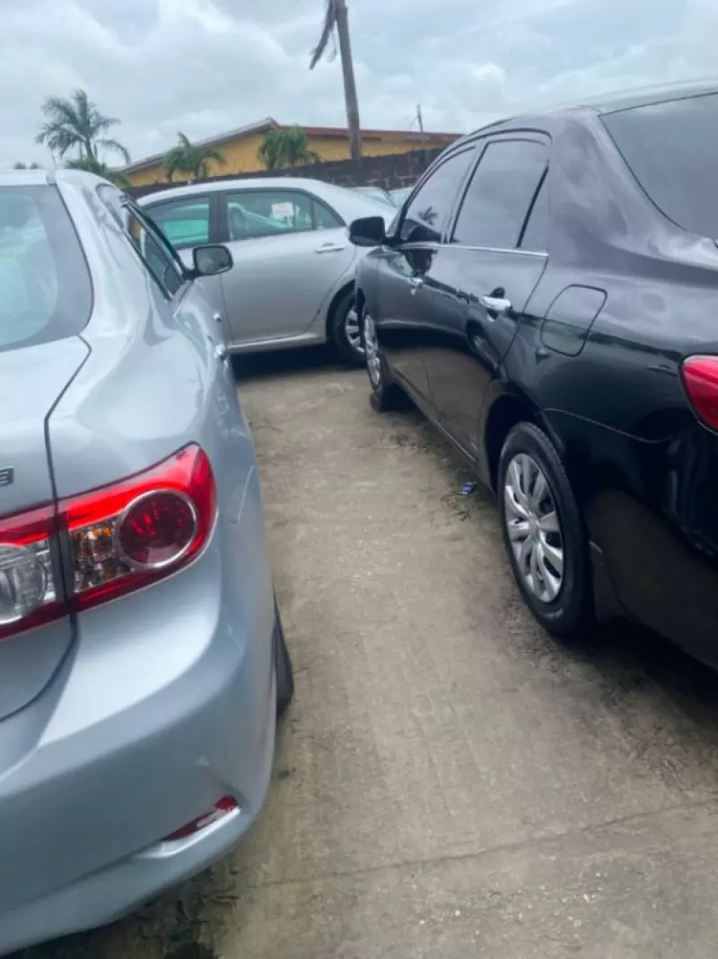 TOYOTA Corolla   - 2013