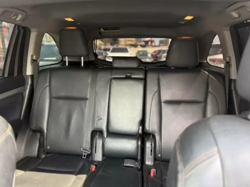 Toyota Highlander   - 2015
