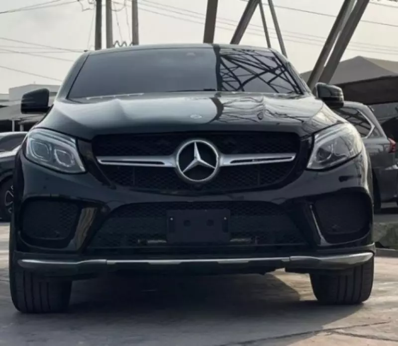 Mercedes-Benz GLE-Class   - 2017