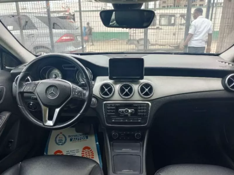 Mercedes-Benz GLA 250   - 2015