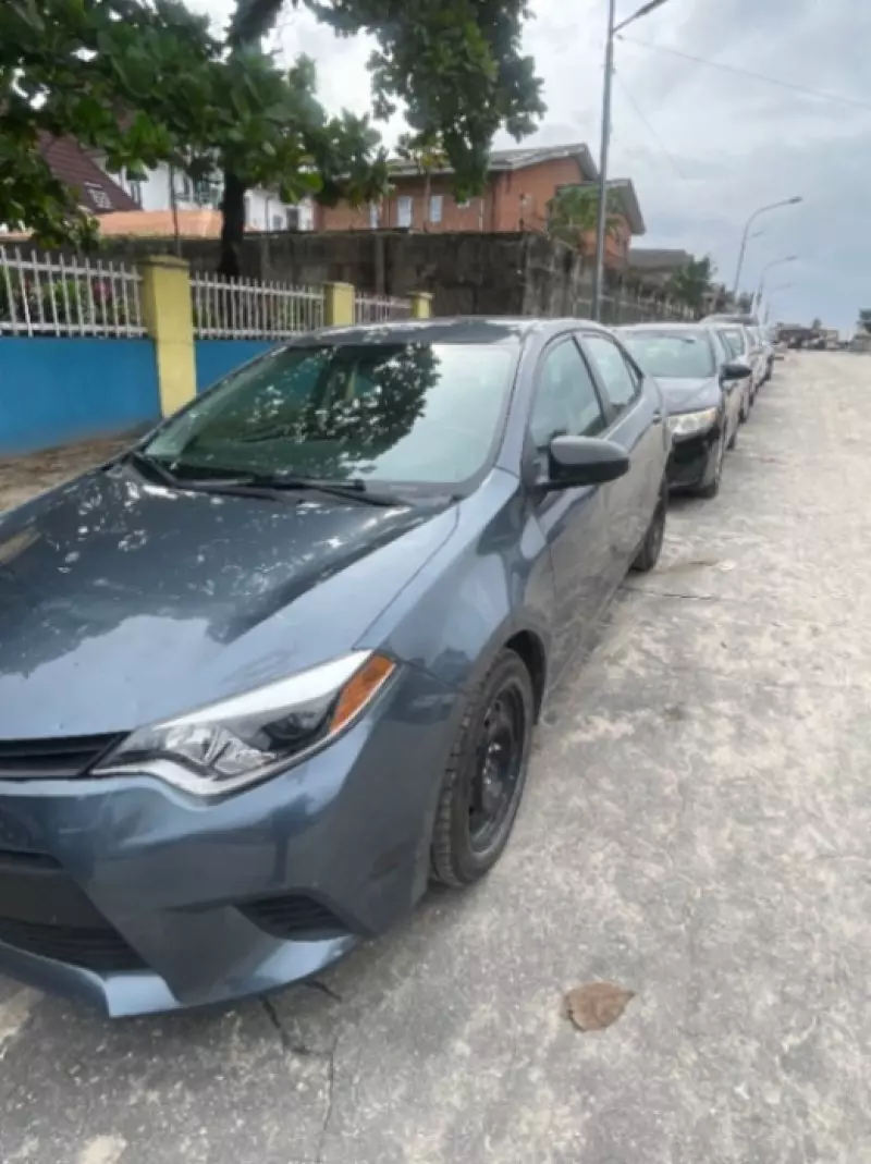 TOYOTA Corolla   - 2016