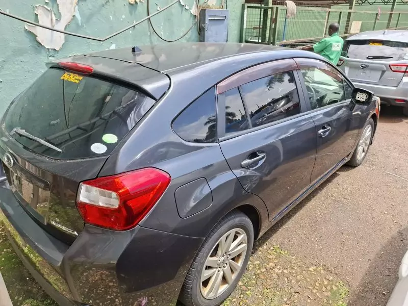 Subaru Impreza   - 2014