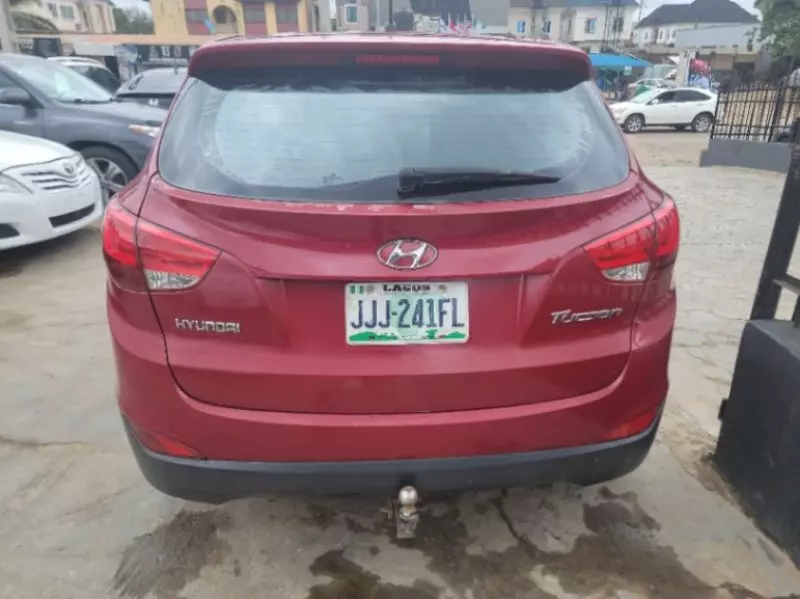 Hyundai Tucson   - 2010