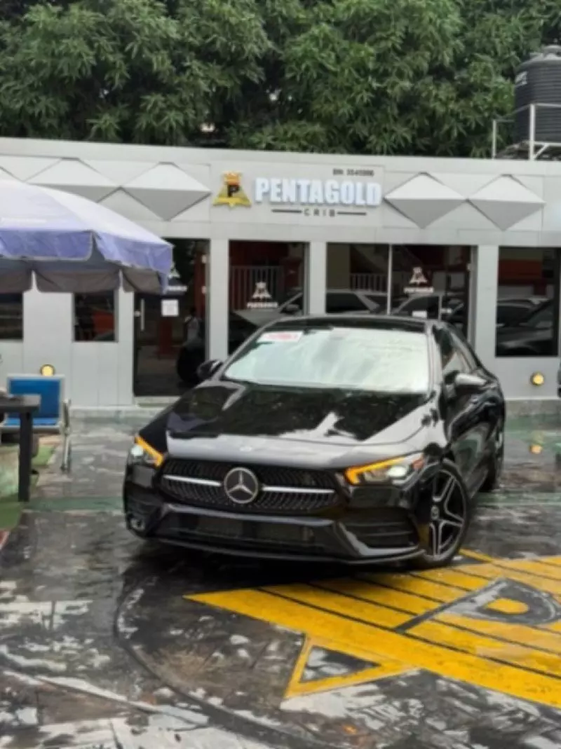 Mercedes-Benz CLA-Class   - 2021