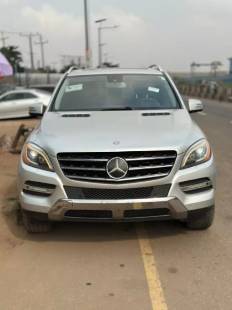 Mercedes-Benz ML-Class   - 2012