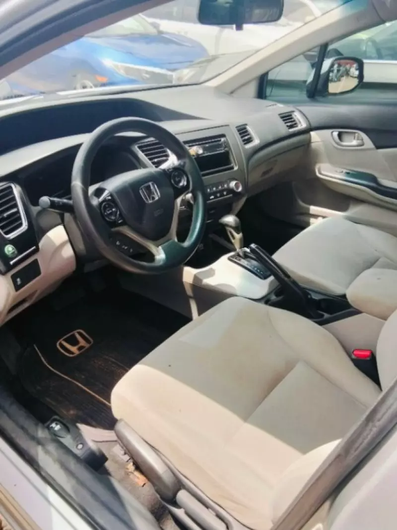 Honda Civic - 2013