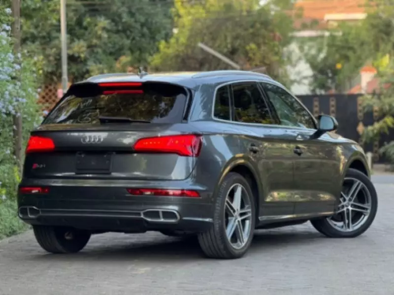 Audi SQ5   - 2018