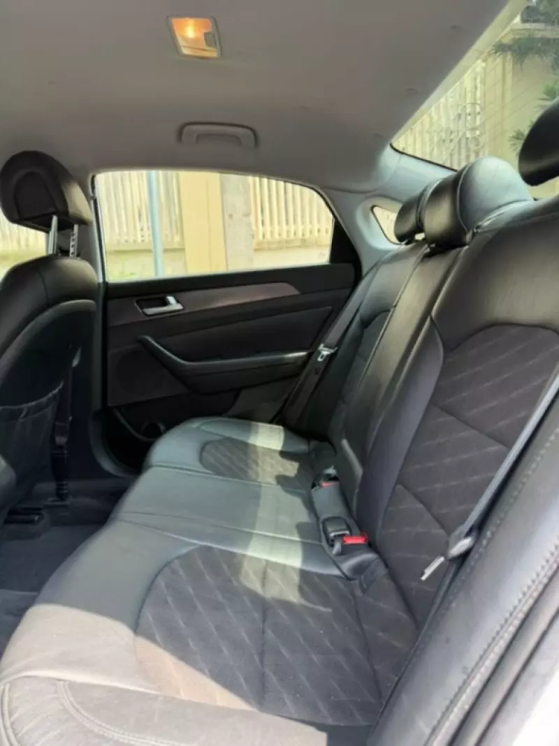 Hyundai Sonata   - 2015