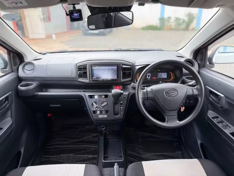 Daihatsu Mira    - 2019