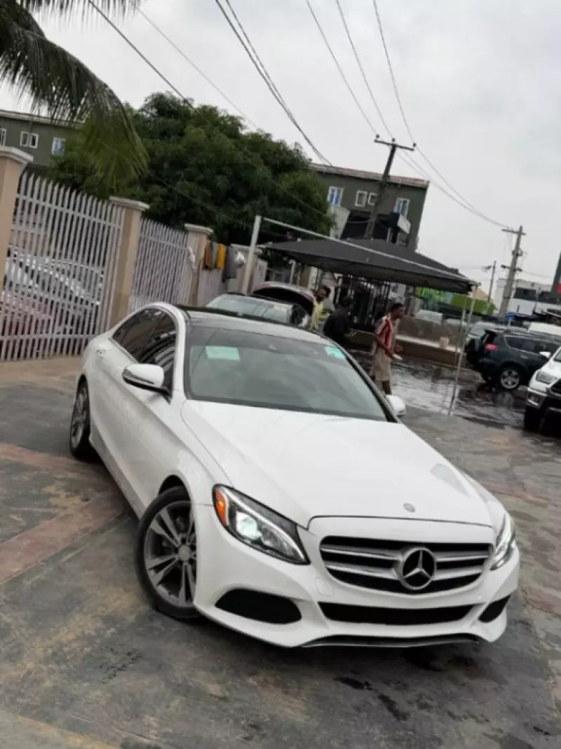 Mercedes-Benz C-Class - 2016