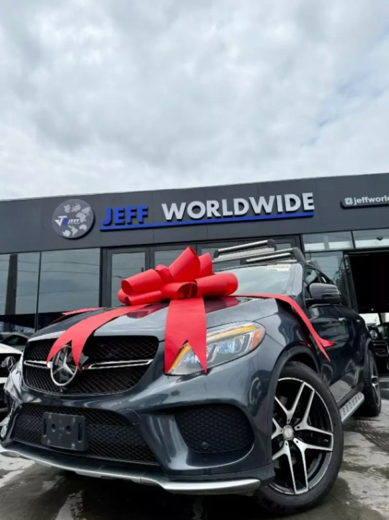 Mercedes-Benz GLE-Class   - 2016