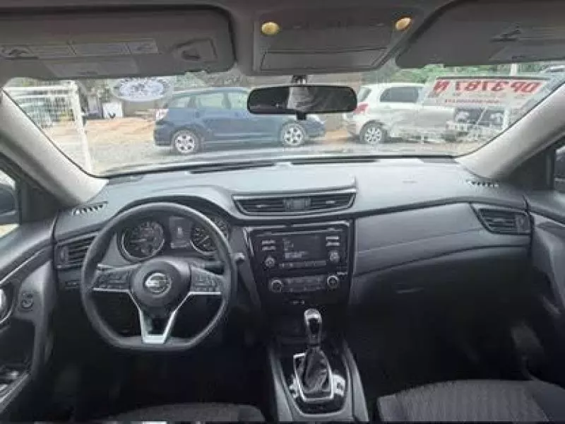 Nissan Rogue   - 2018
