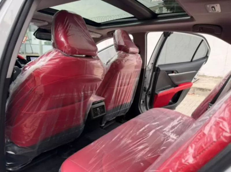 TOYOTA Camry   - 2023